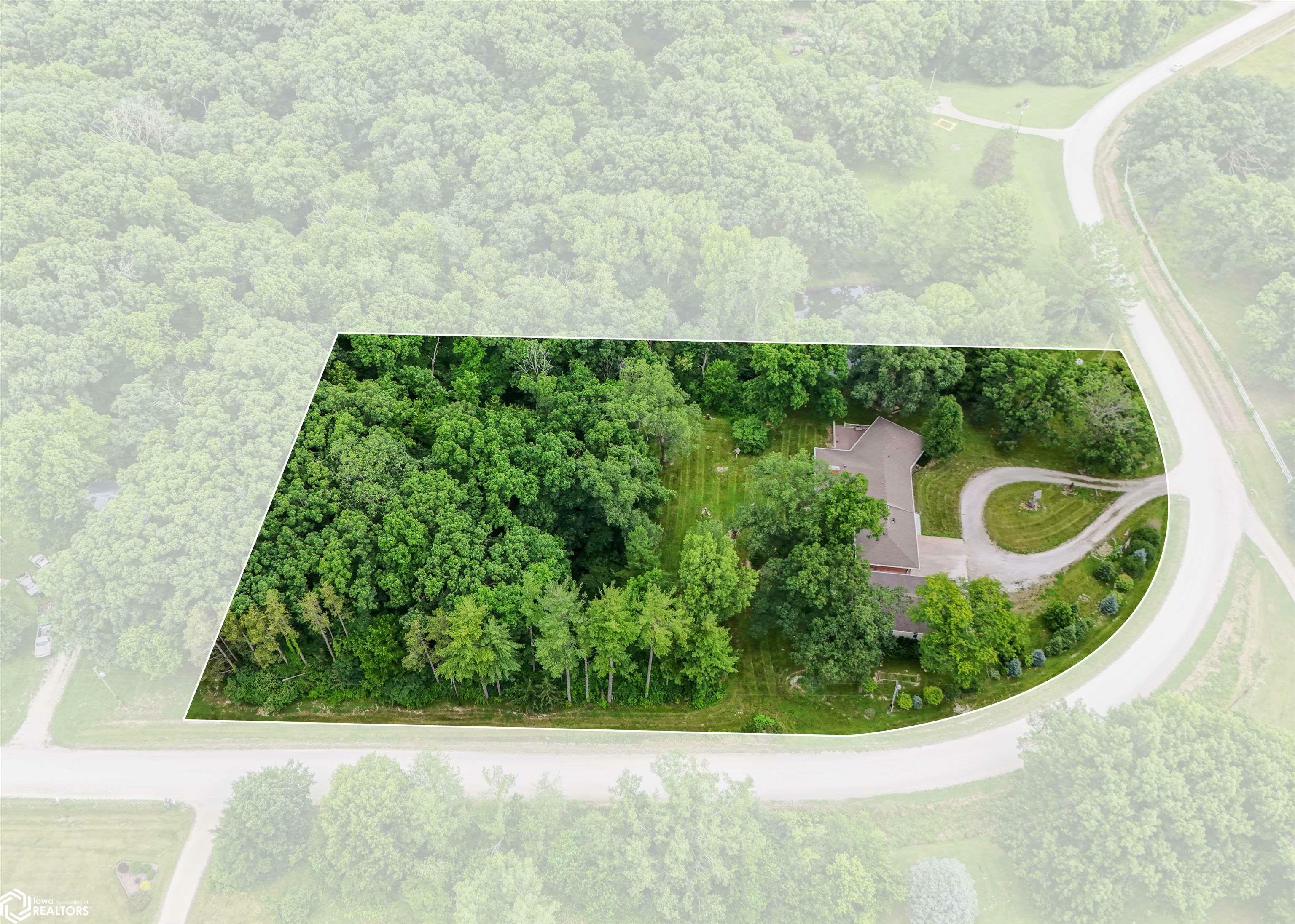 Property Photo: 14064 155th Street IA 52601