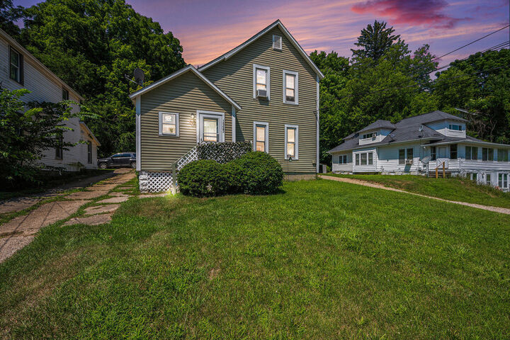 Property Photo:  1925 Douglas Avenue  MI 49007 