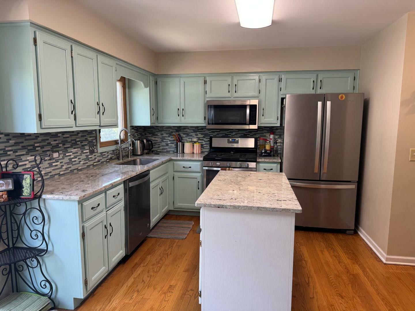 Property Photo: 3413 Charlemaine Drive IL 60504