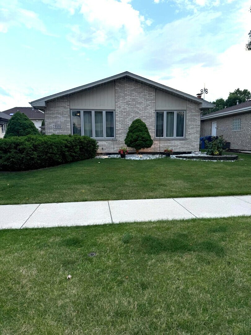 5335 W 108th Place  Oak Lawn IL 60453 photo