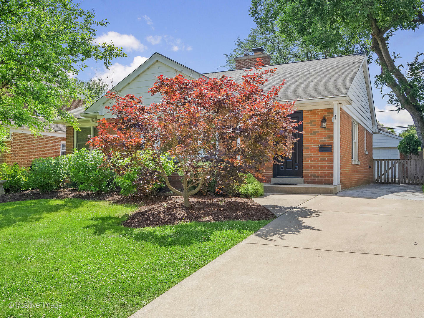 Property Photo:  610 S Madison Avenue  IL 60525 