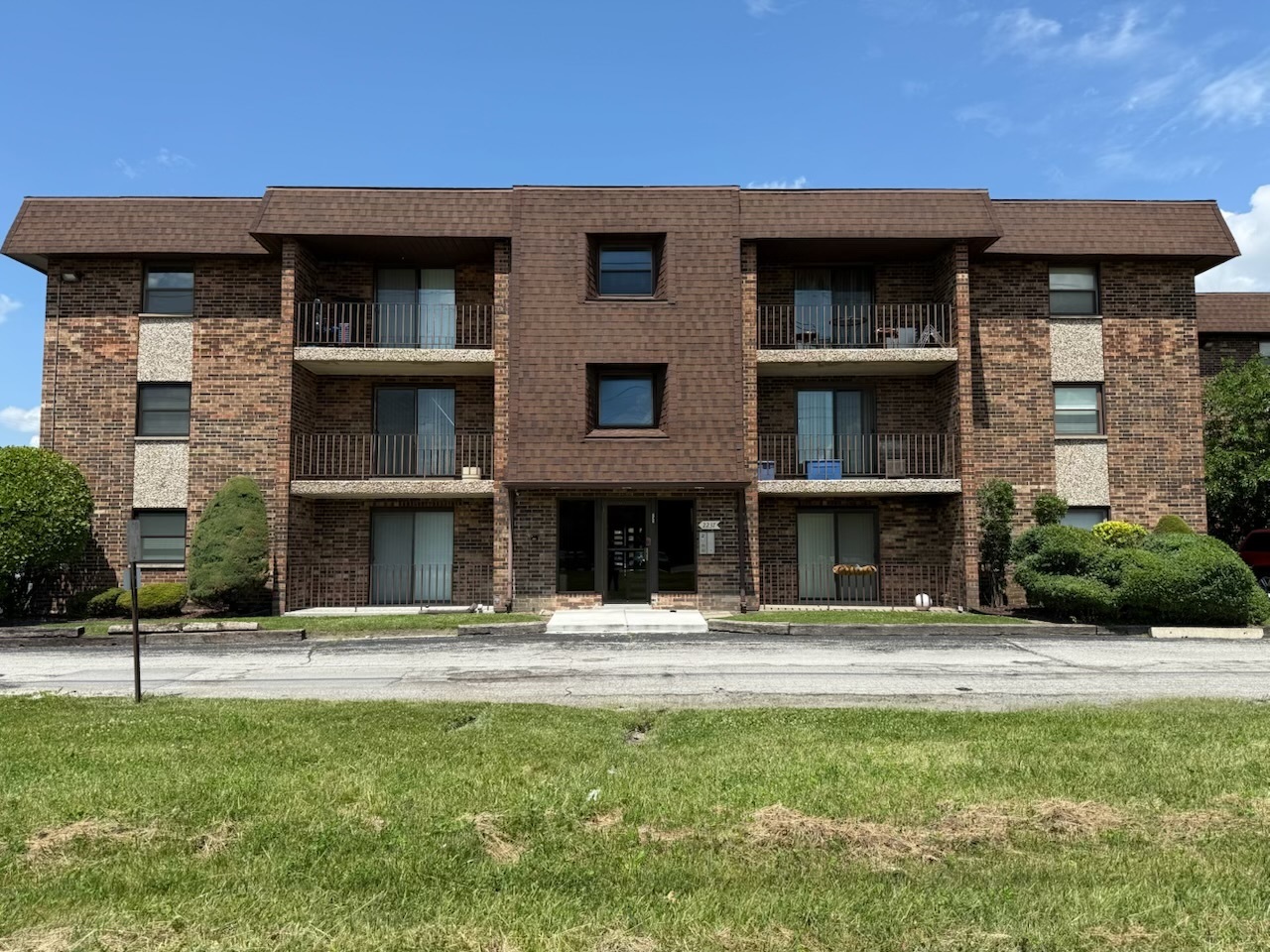 Property Photo: 2237 175th Street 3A IL 60438