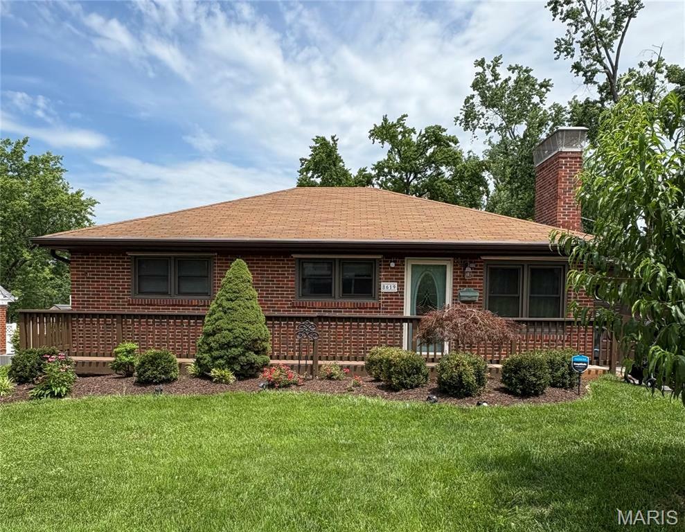 Property Photo: 8619 White Avenue MO 63144