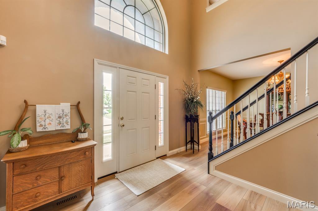 Property Photo: 3026 Windsor Point Drive MO 63129