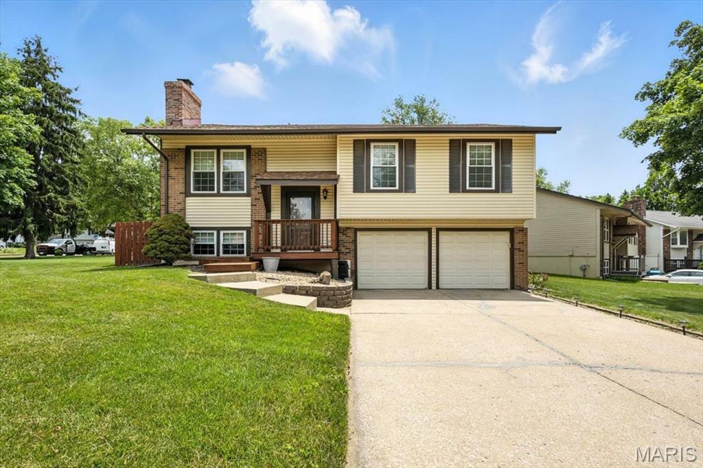 Property Photo:  11840 McKelvey Gardens Drive  MO 63043 