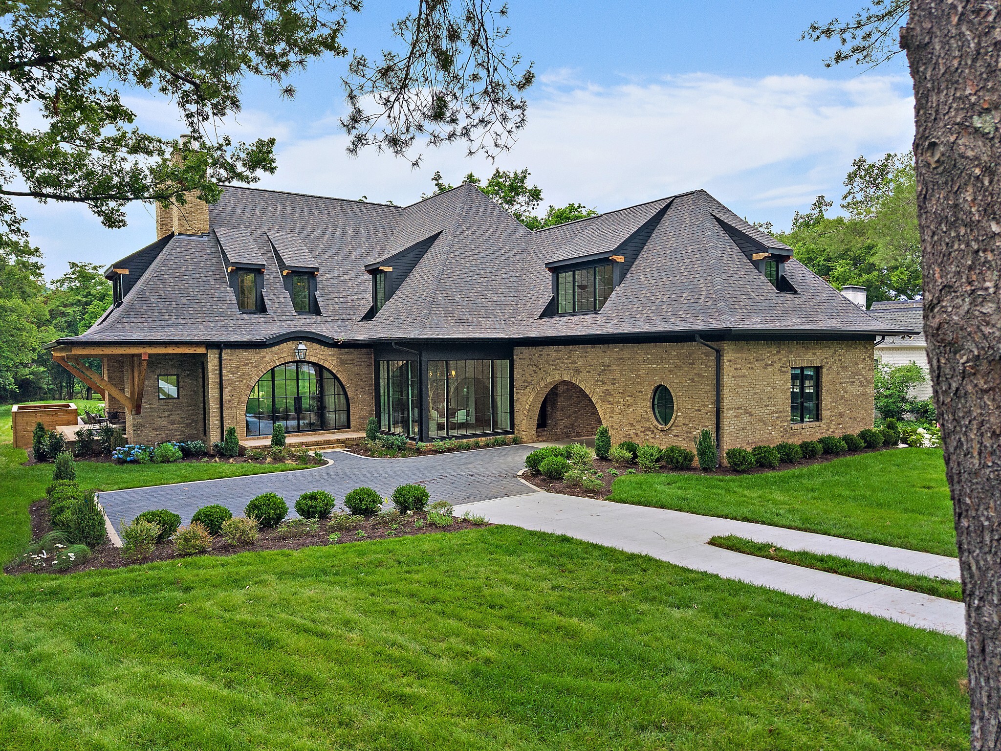2805 Tyne Blvd  Nashville TN 37215 photo
