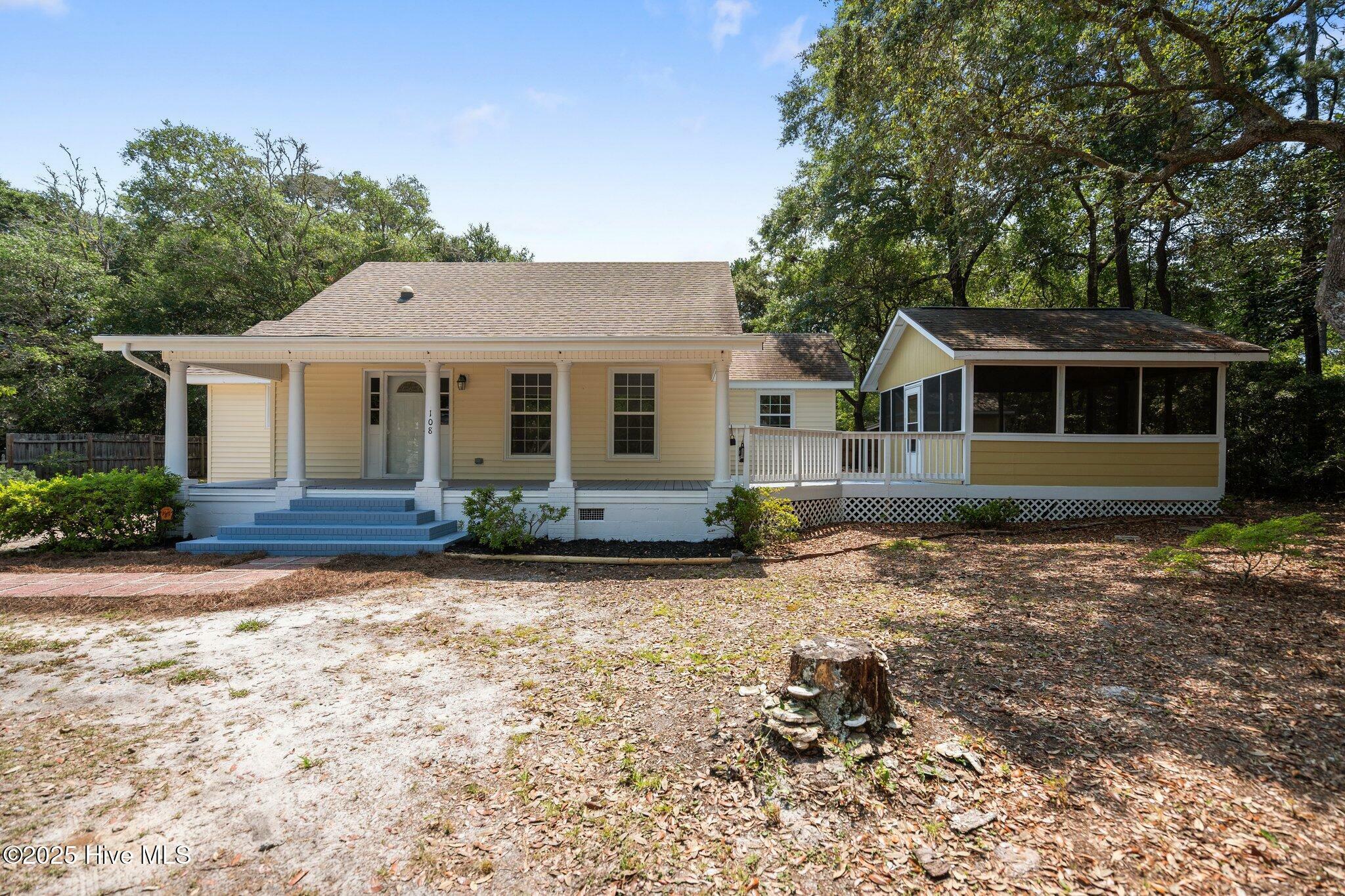 Property Photo:  108 NW 29th Street  NC 28465 