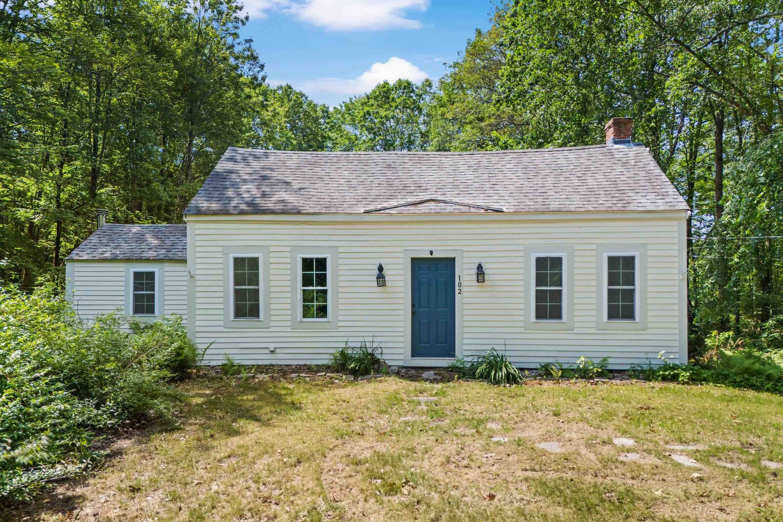 Property Photo: 102 Green Road NH 03077