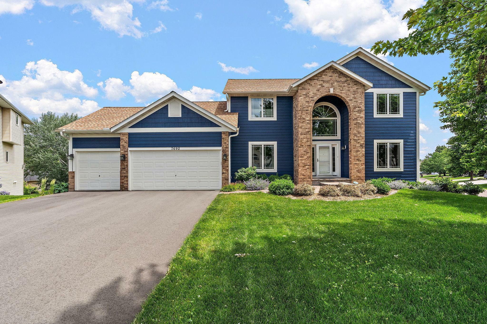 7692 7th Street Circle  Oakdale MN 55128 photo