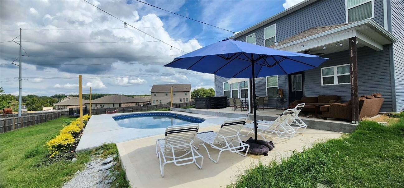 Property Photo: 702 SW Loudon Drive AR 72712