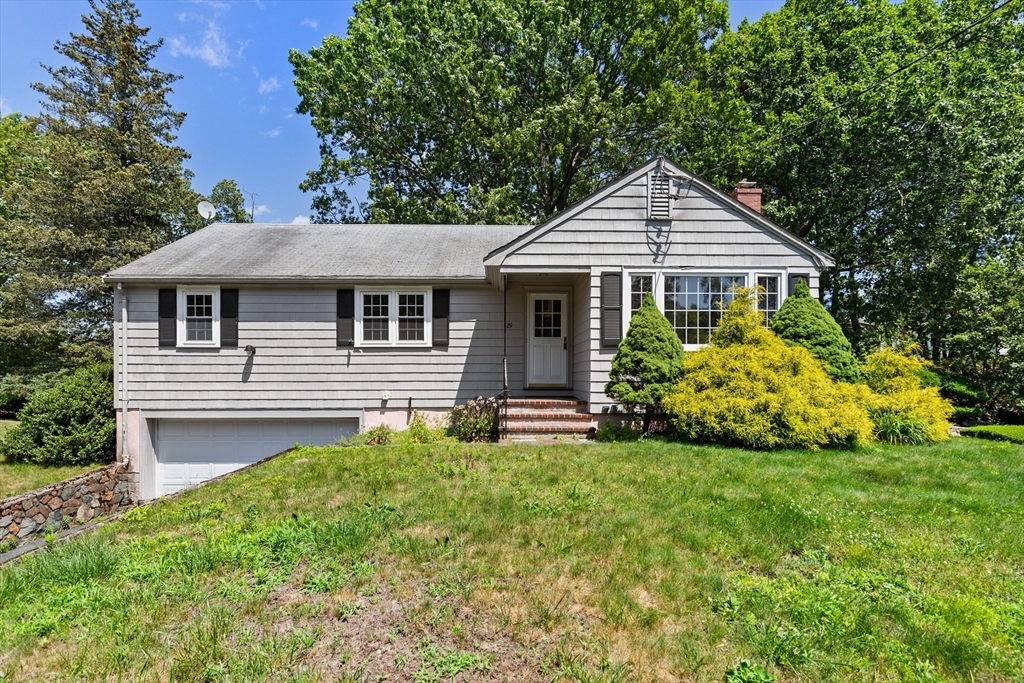 Property Photo:  29 Gregory Rd  MA 01880 