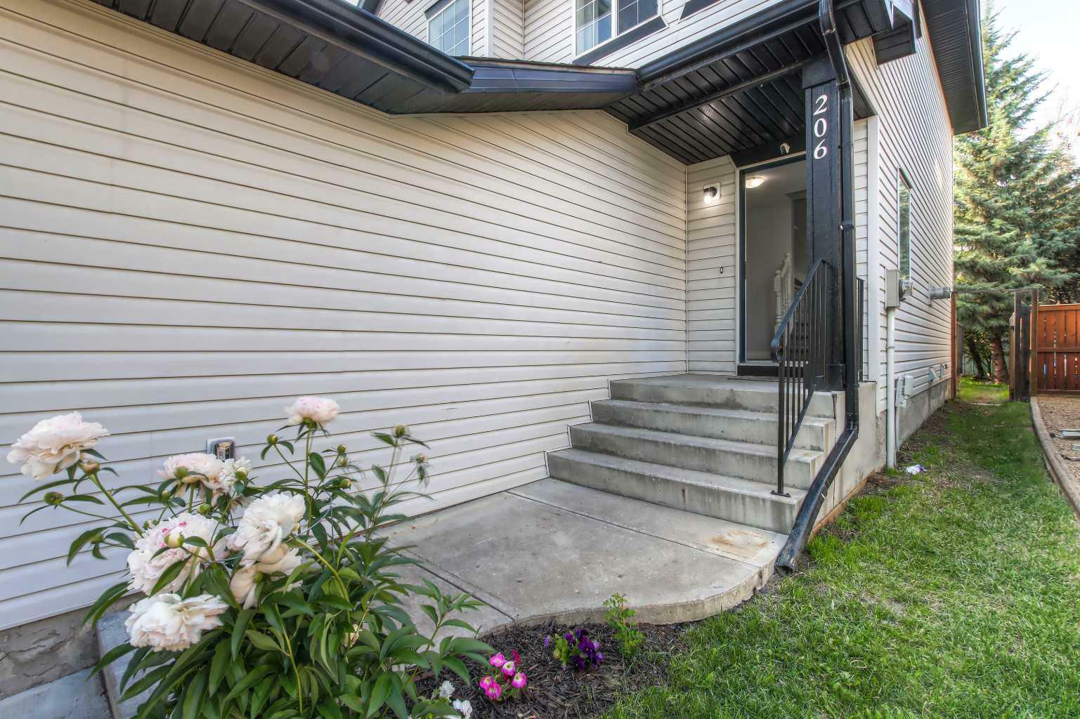 206 Bridlewood Court SW  Calgary AB T2Y 3Z2 photo