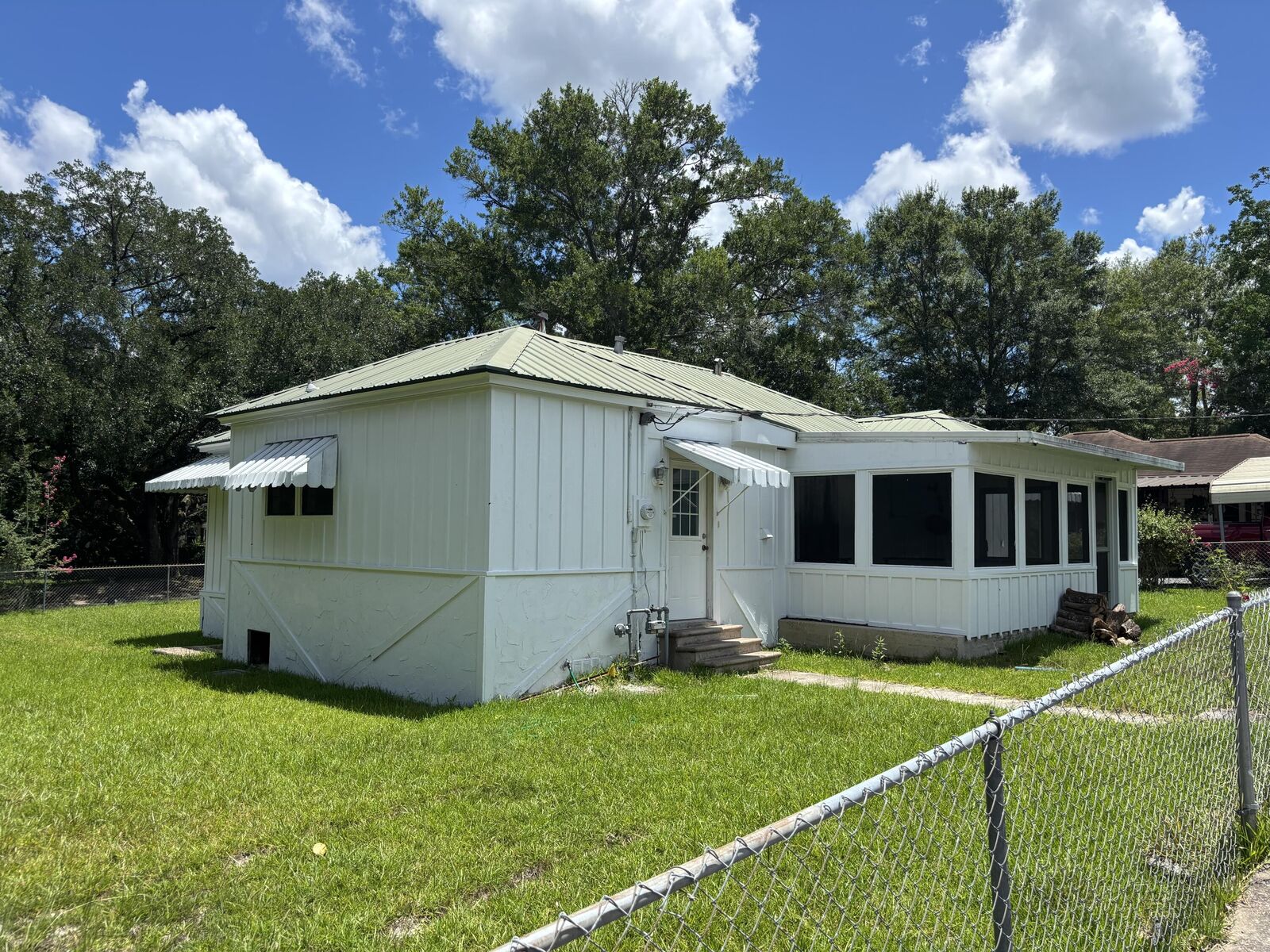 Property Photo:  800 Marvin Ave  LA 71446 