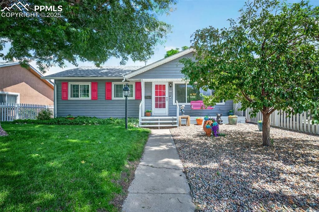 Property Photo: 1507 Querida Drive CO 80909