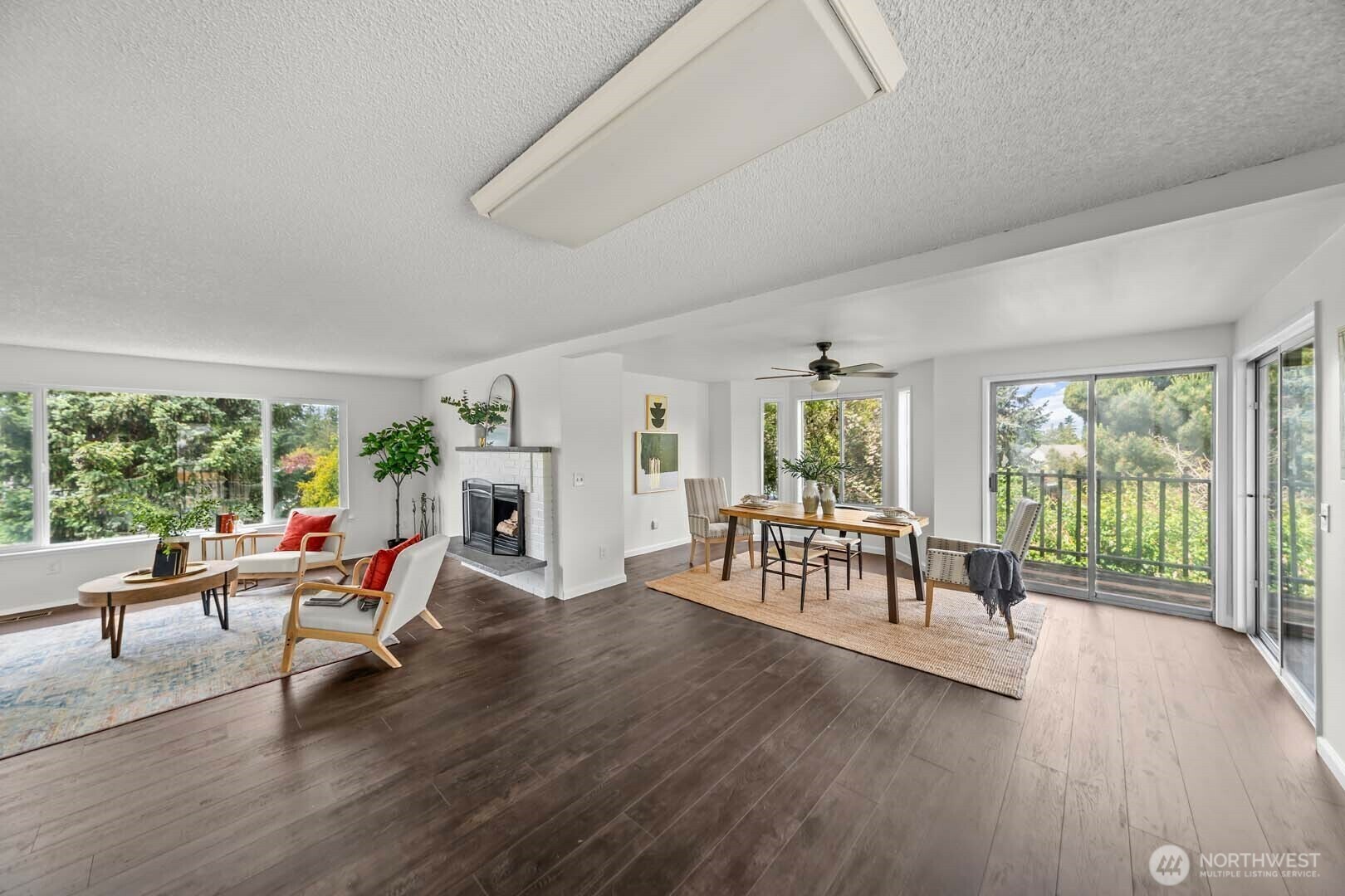 Property Photo: 2930 Arapaho Place WA 98273