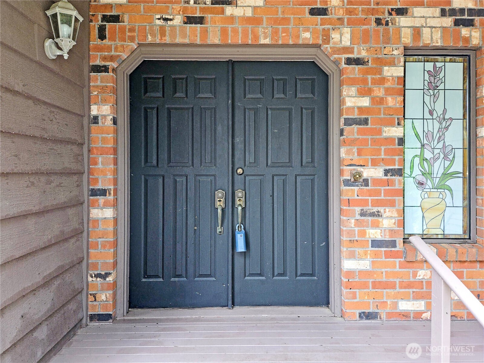 Property Photo: 2283 Darvic Place WA 98277