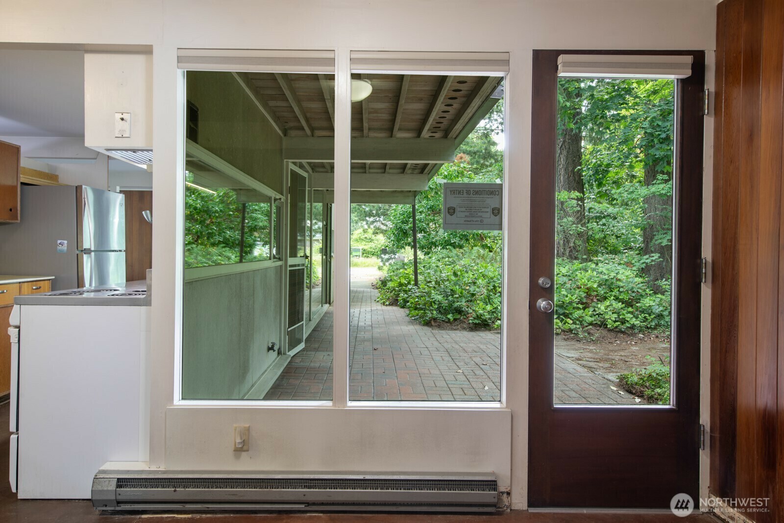 Property Photo: 13017 1st Avenue NE WA 98125