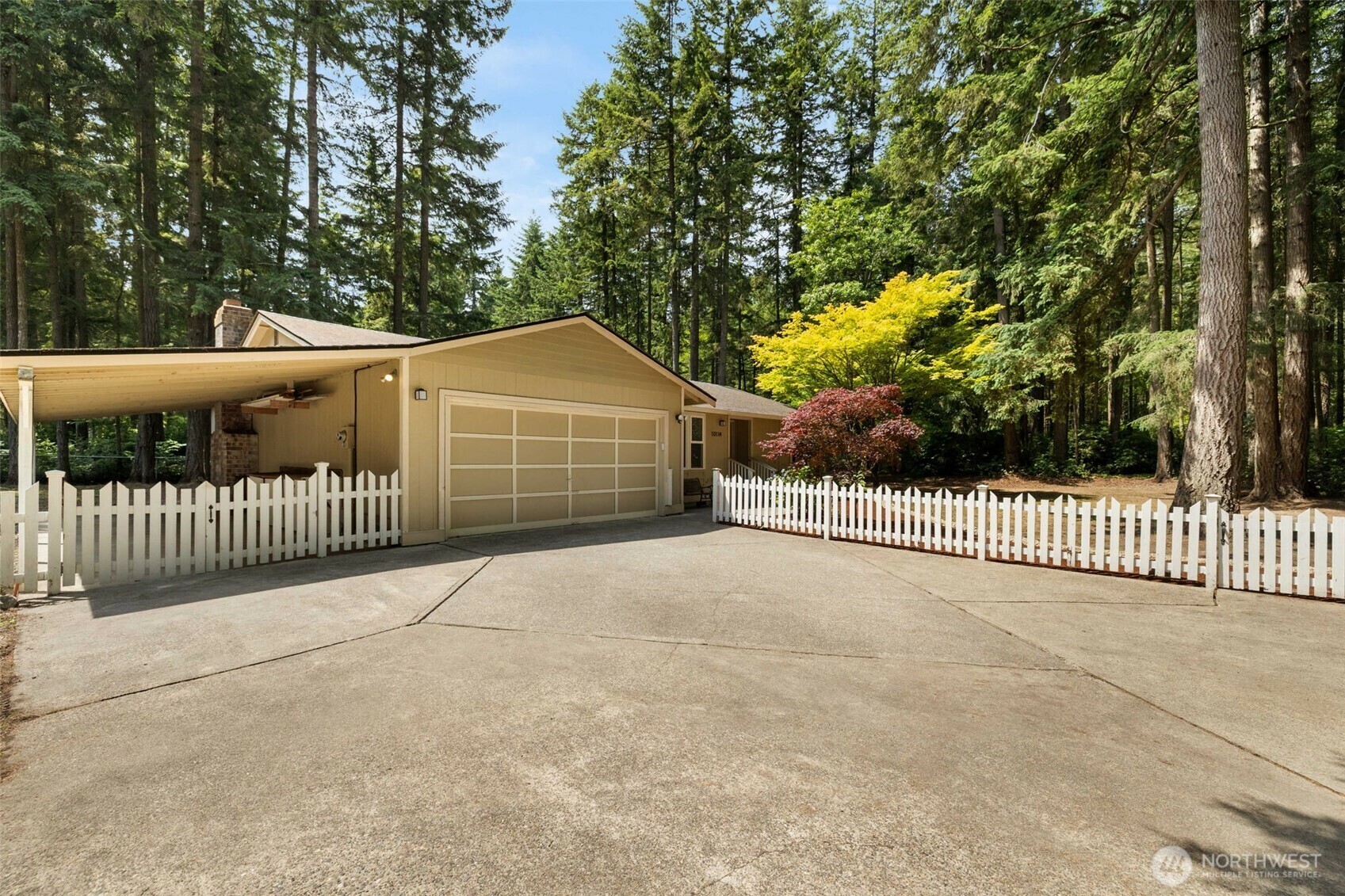 Property Photo: 10114 137th Street NW WA 98329