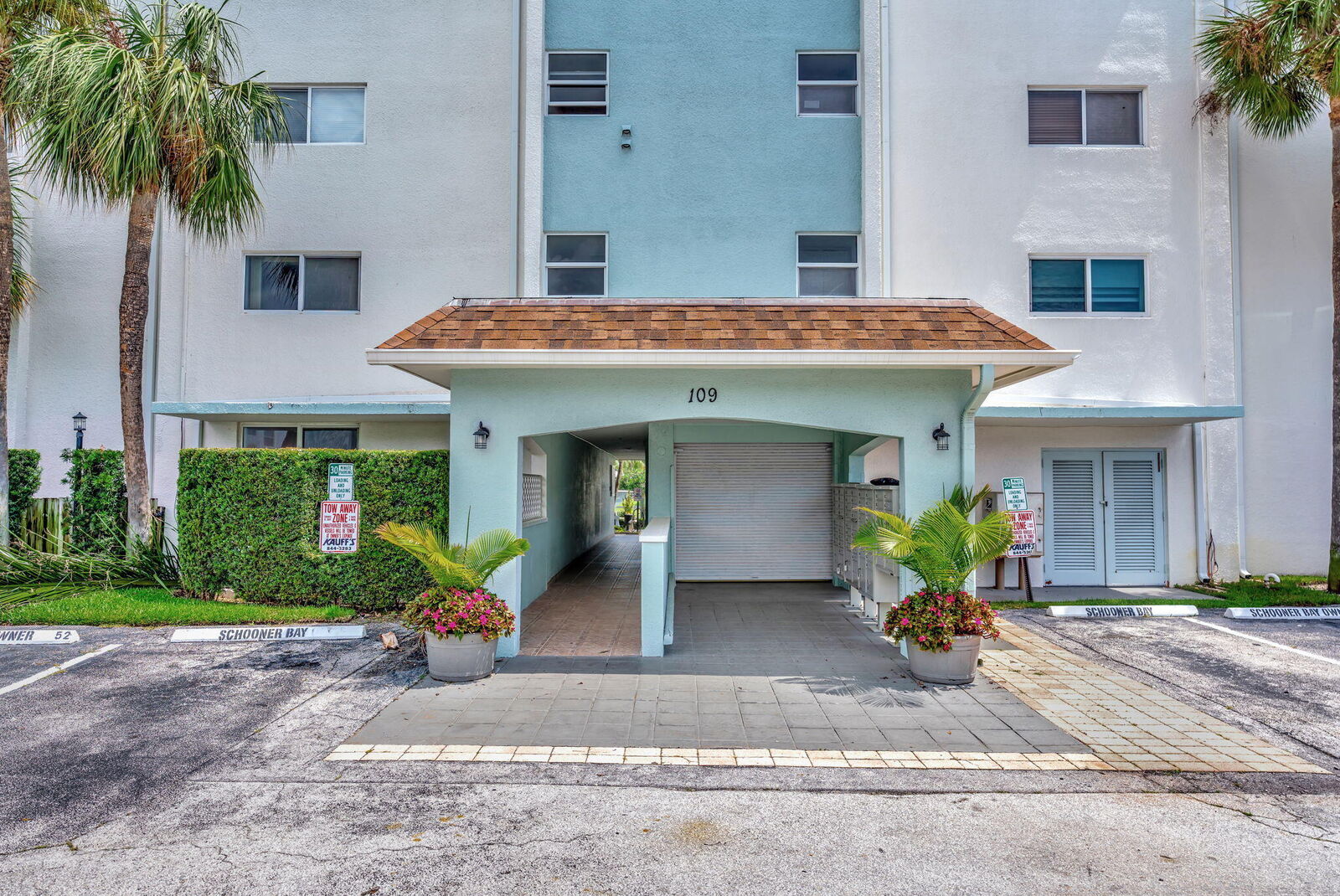 Property Photo:  109 Paradise Harbour Boulevard 412  FL 33408 