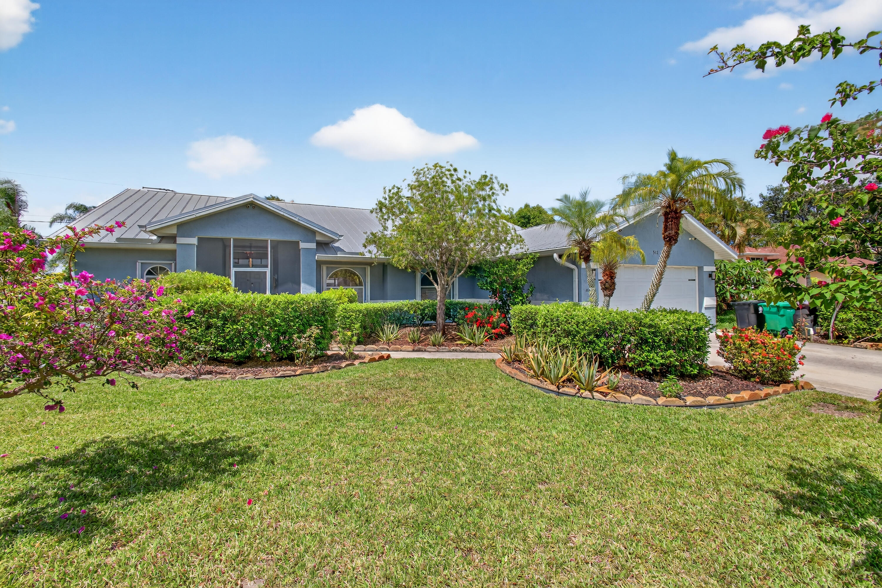 511 SE Berry Avenue  Port Saint Lucie FL 34984 photo