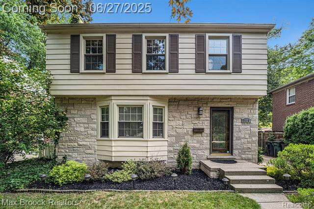 2416 Elmhurst Avenue  Royal Oak MI 48073 photo