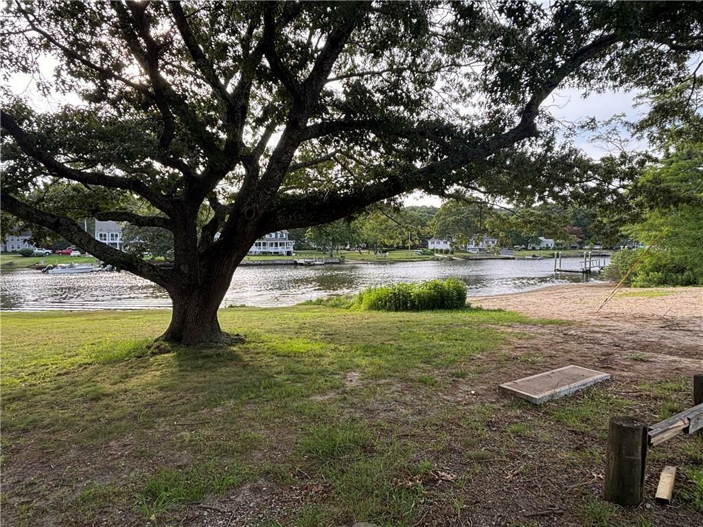 Property Photo: 86 Inkberry Trail RI 02882