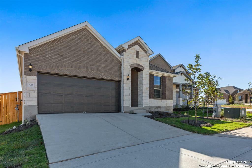 Property Photo: 427 Basket Grass Rd TX 78666