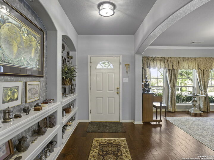 Property Photo: 15622 Portales Pass TX 78023