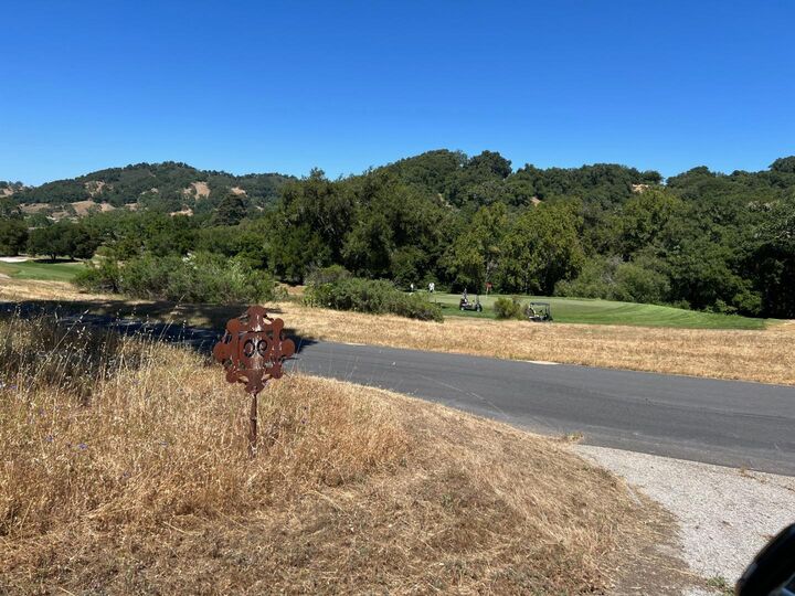 Property Photo: 6 Arroyo Sequoia CA 93923