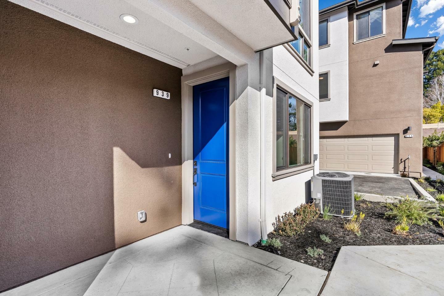 Property Photo: 939 Woodside Road CA 94061