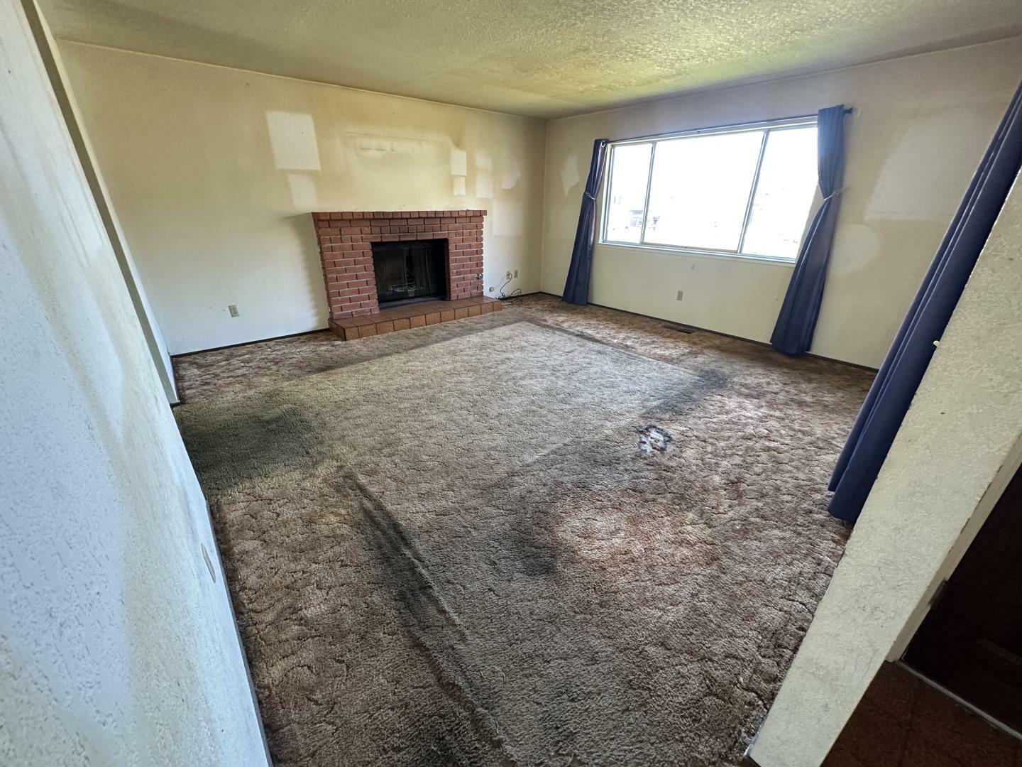 Property Photo: 840 North Madeira Avenue CA 93905
