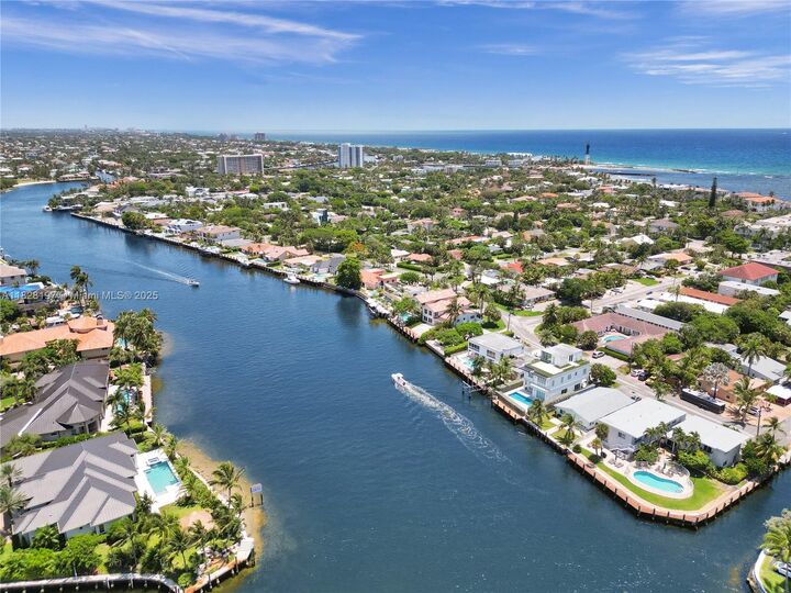 Property Photo:  1705 N Riverside Dr 1  FL 33062 