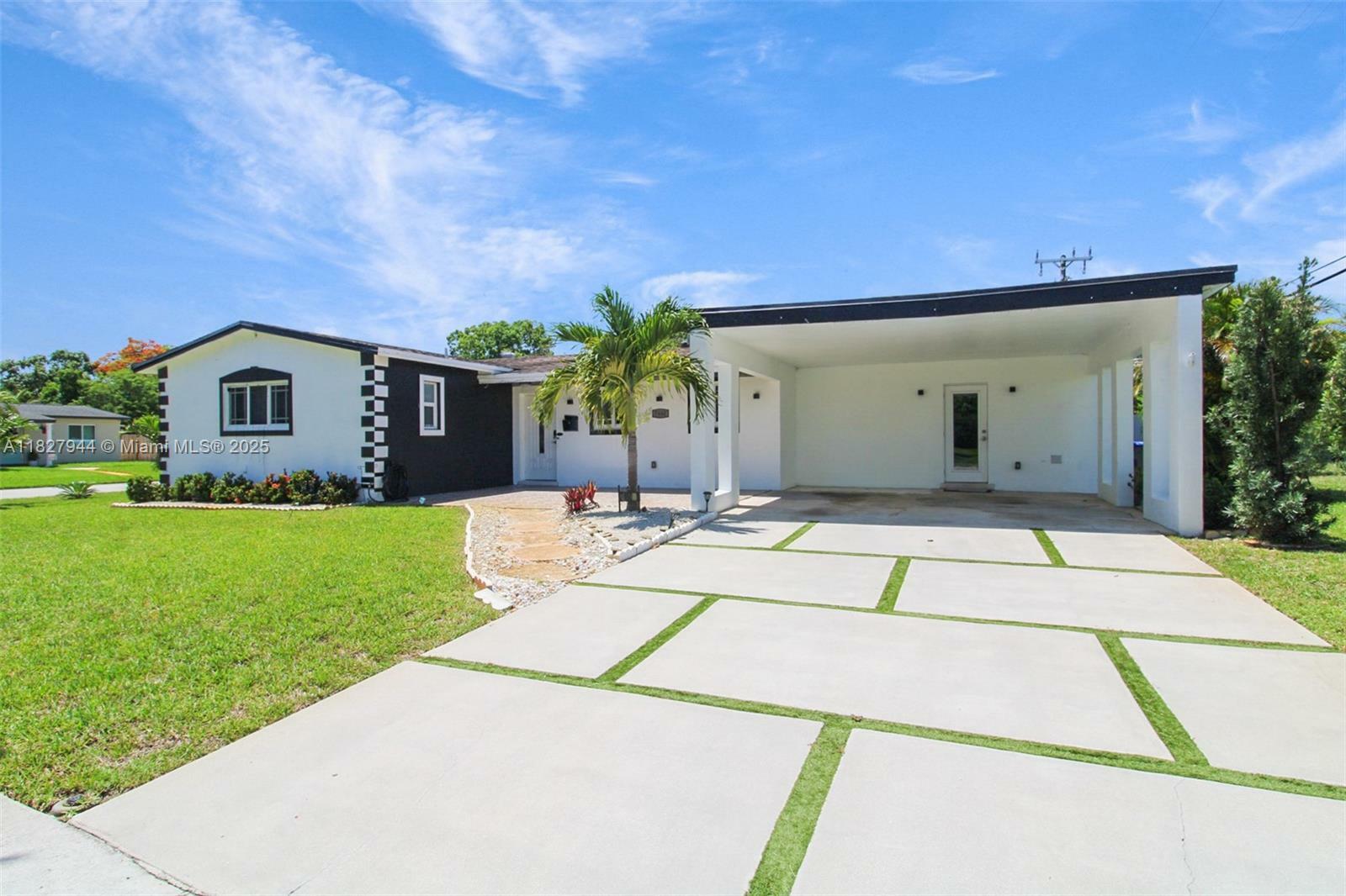 Property Photo: 7460 NW 1st Ct FL 33024