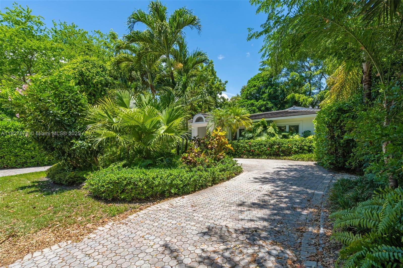 Property Photo: 3865 Poinciana Ave FL 33133