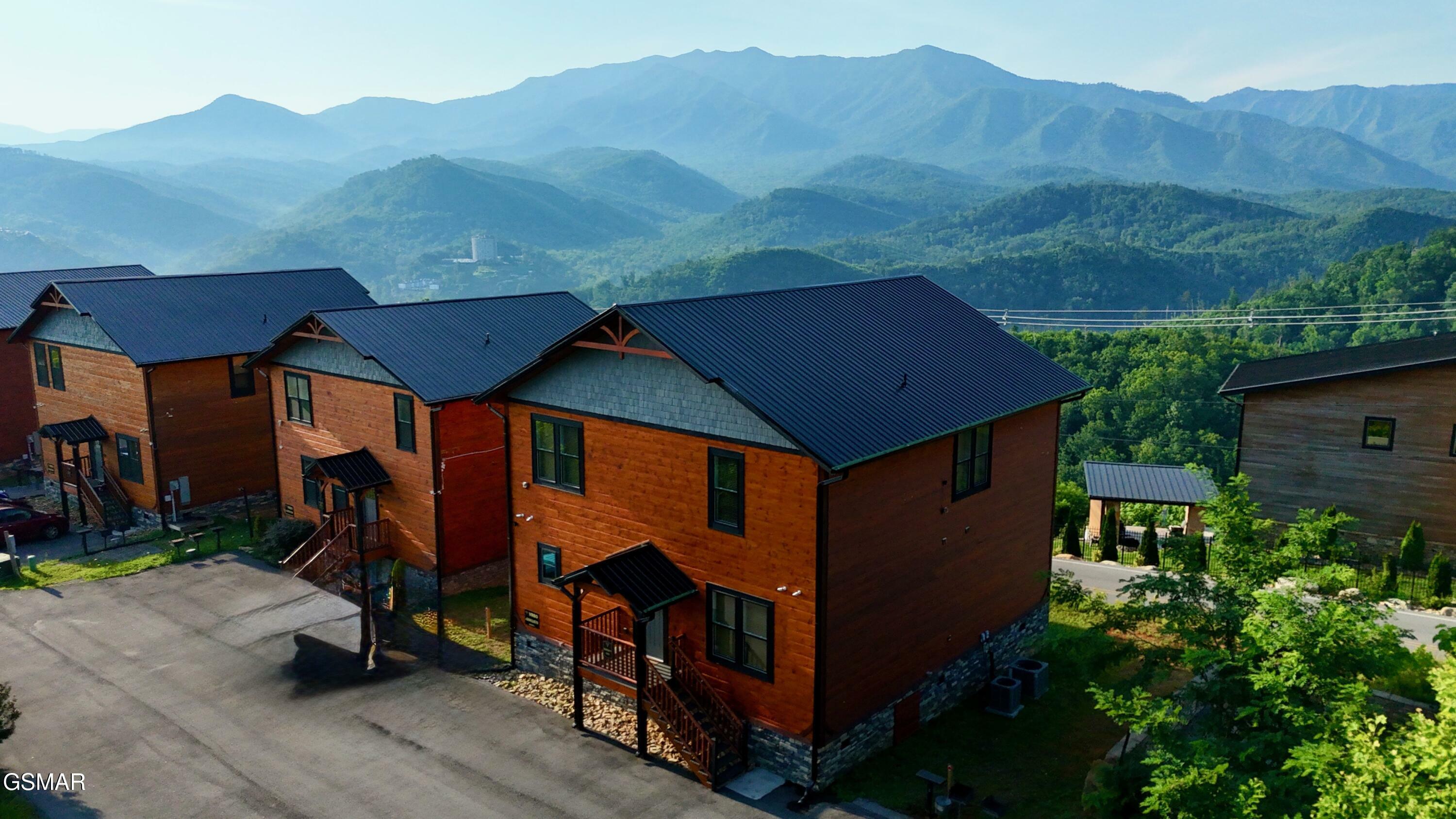 960 Cottage Gardens Way  Gatlinburg TN 37738 photo