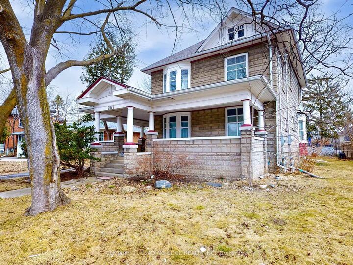 Photo de la propriété:  261 Main Street N  ON L3P 1Y6 