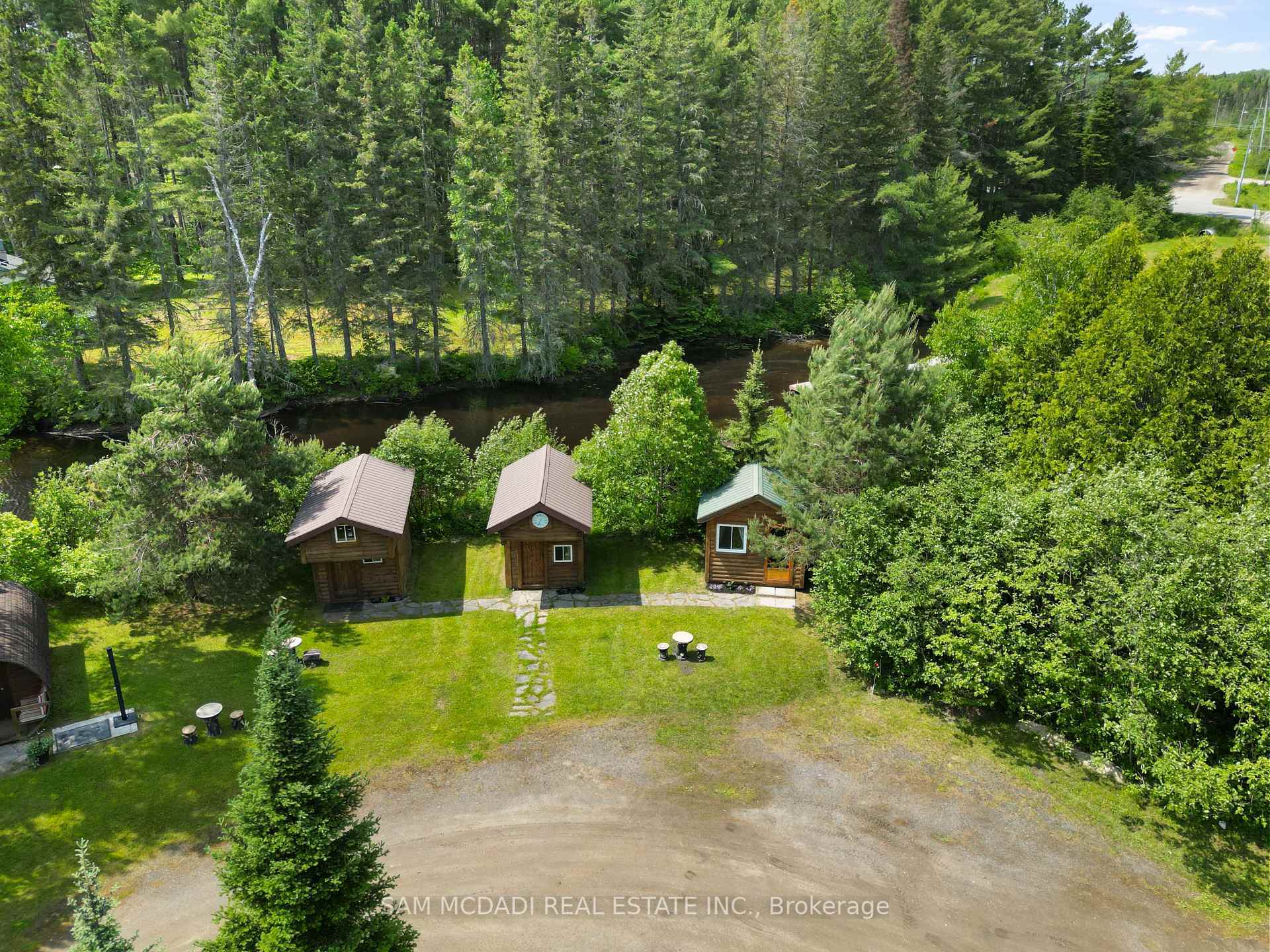Property Photo: 37 Rose Drive ON P0A 1M0