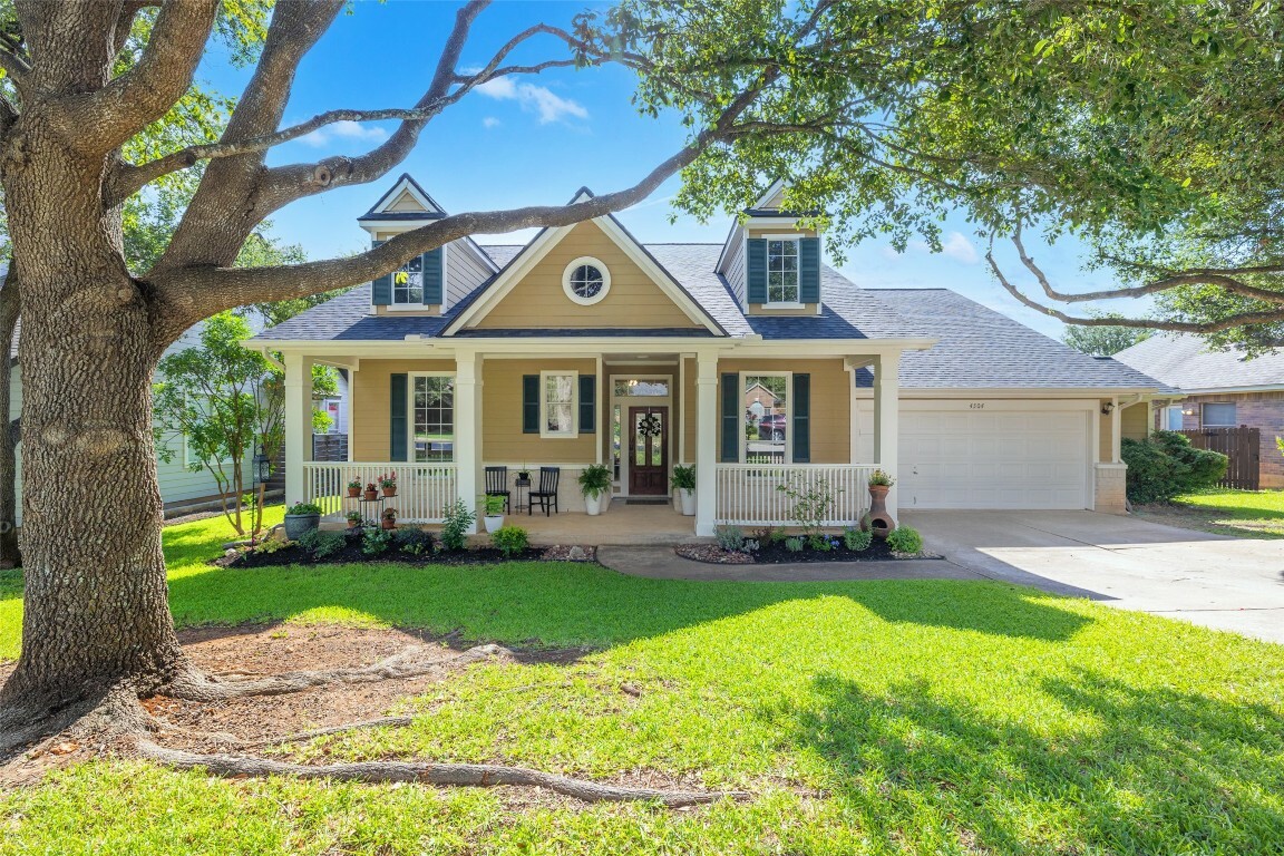Property Photo: 4304 Lost Oasis Hollow TX 78739