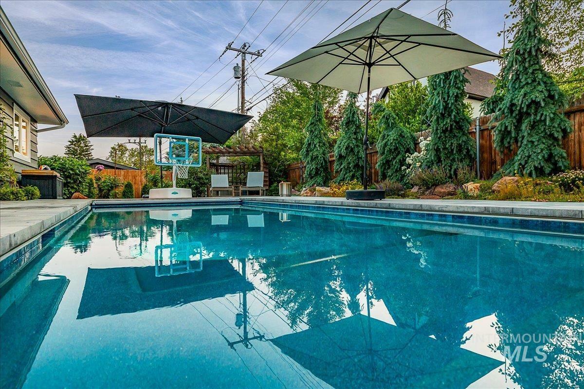 Property Photo: 3011 N Crane Creek Rd ID 83702