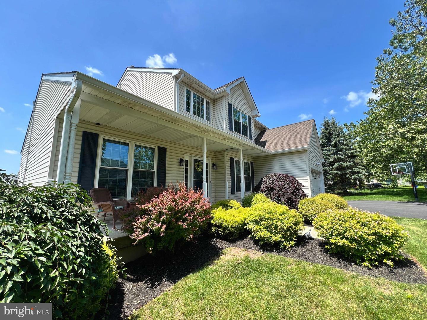 Property Photo: 81 Pebble Beach Lane PA 19464