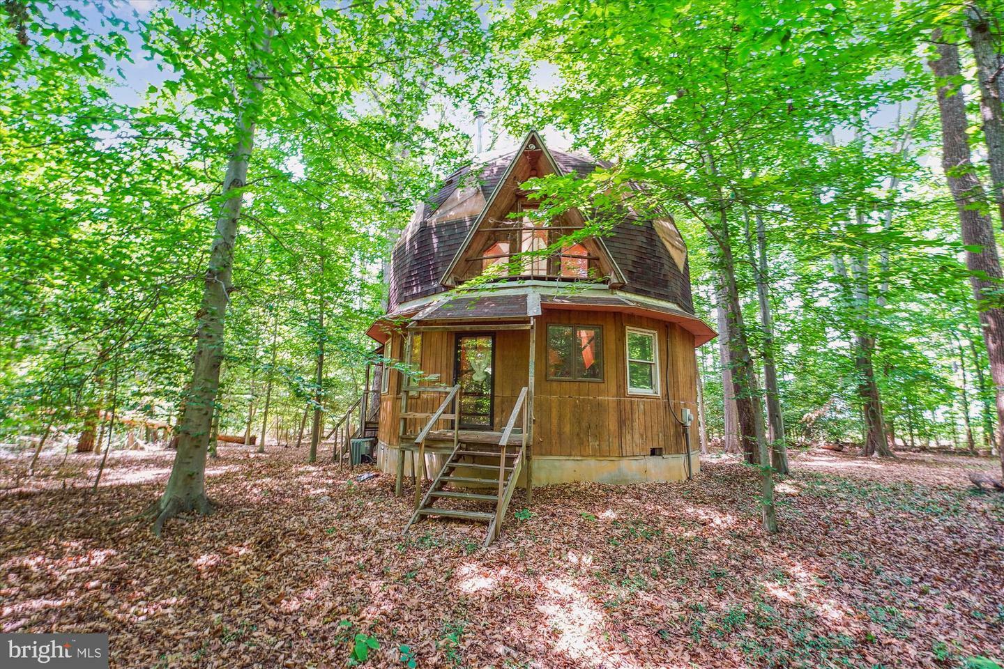 Property Photo: 6805 Simms Mill Place MD 20616