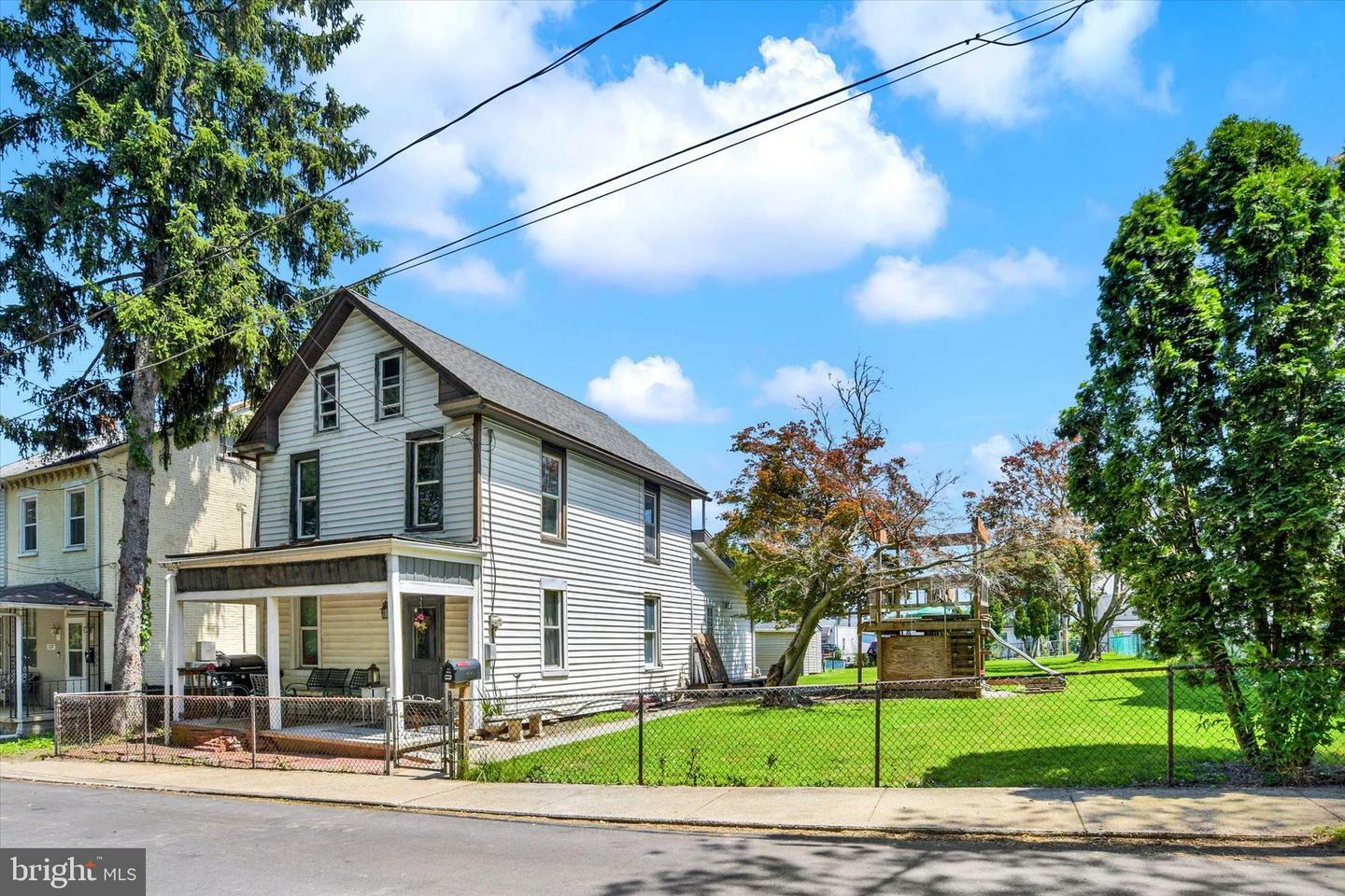 Property Photo: 1323 5th Street PA 17025