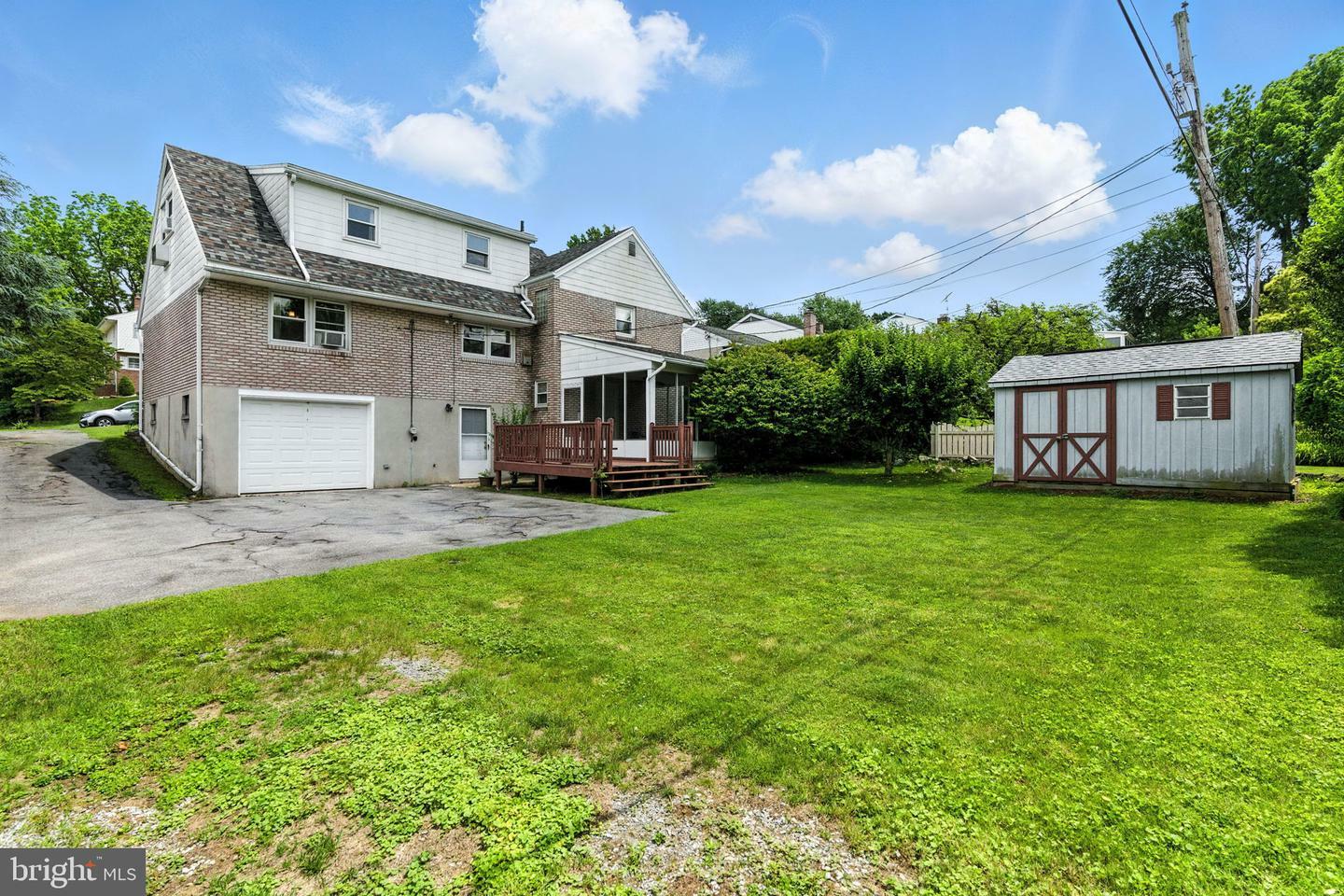 Property Photo: 312 Wellington PA 19609