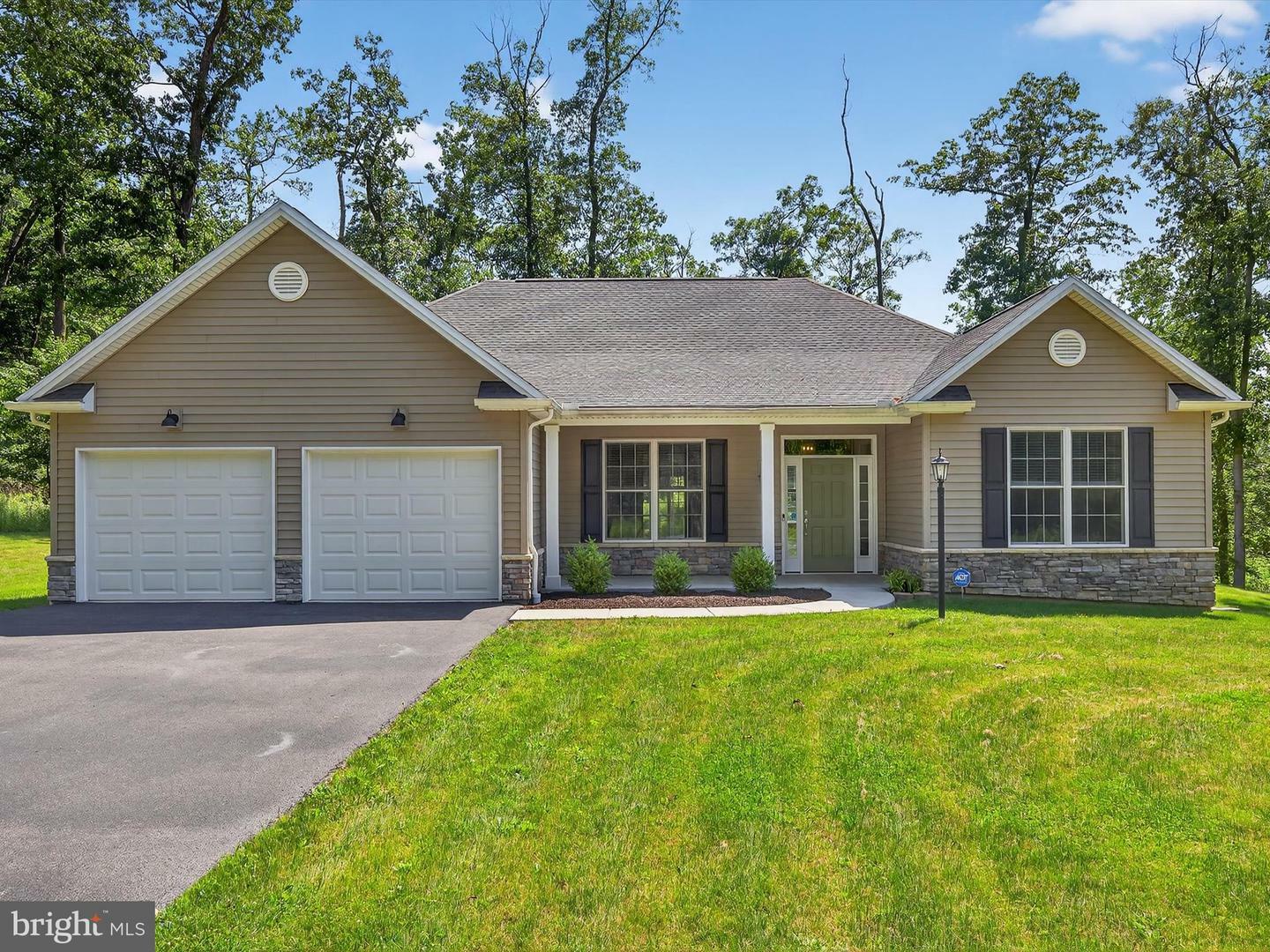 2400 Mockingbird Drive  Harrisburg PA 17112 photo