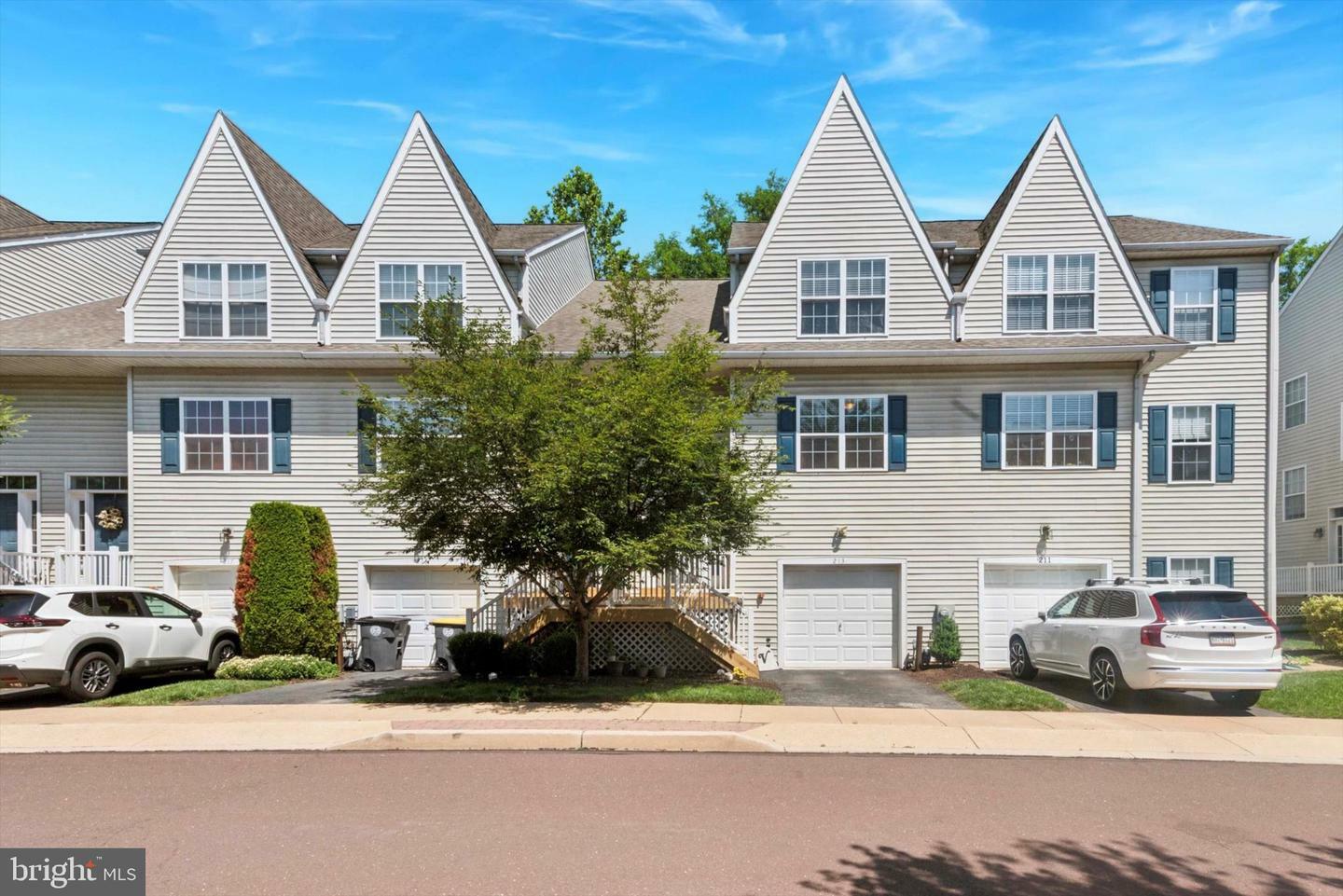 213 Buchanan Court  Downingtown PA 19335 photo