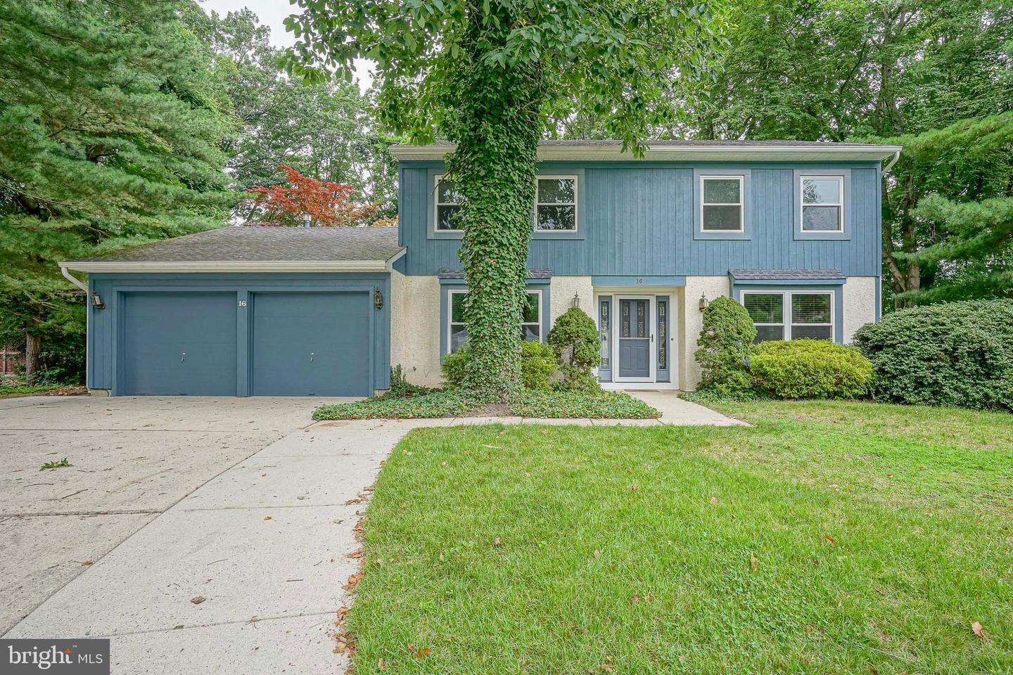 Property Photo: 16 Elizabeth Court NJ 08080