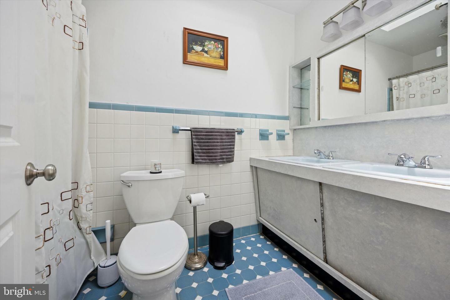 Property Photo: 7937 Anita Drive PA 19111