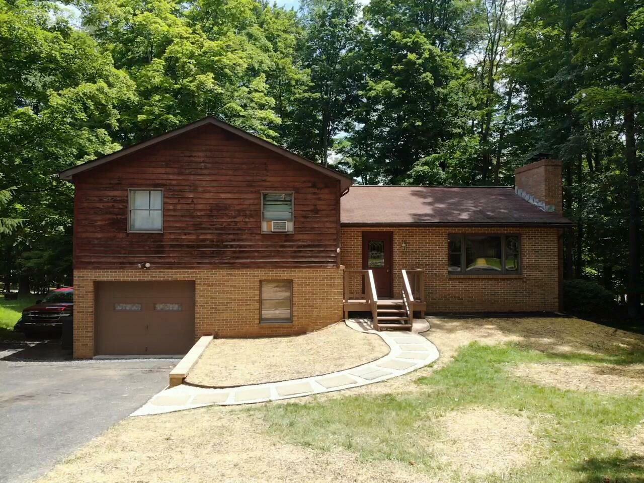 Property Photo: 2432 Carribean Rd PA 15801
