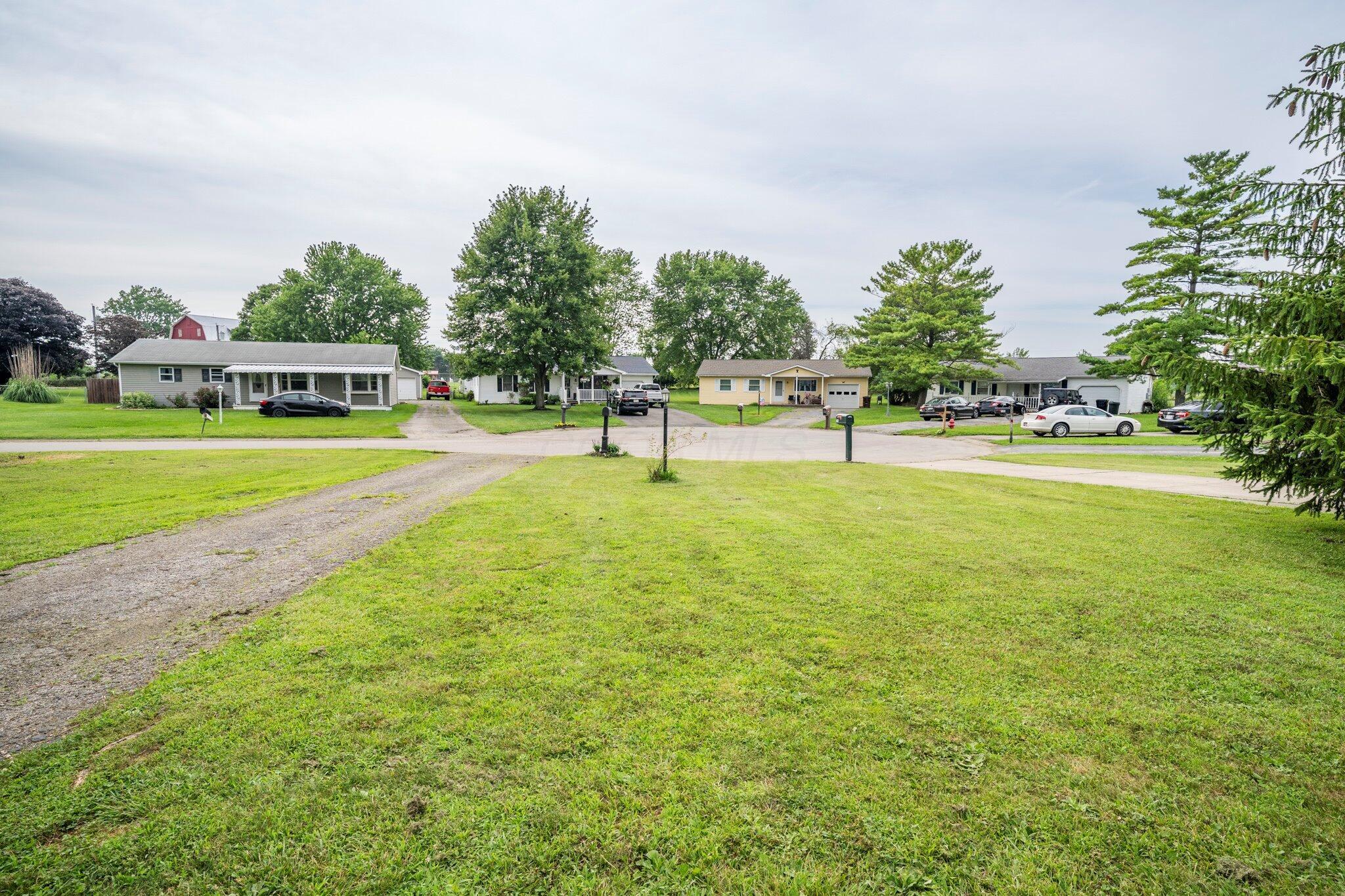 Property Photo: 115 Woodsview Court OH 43128