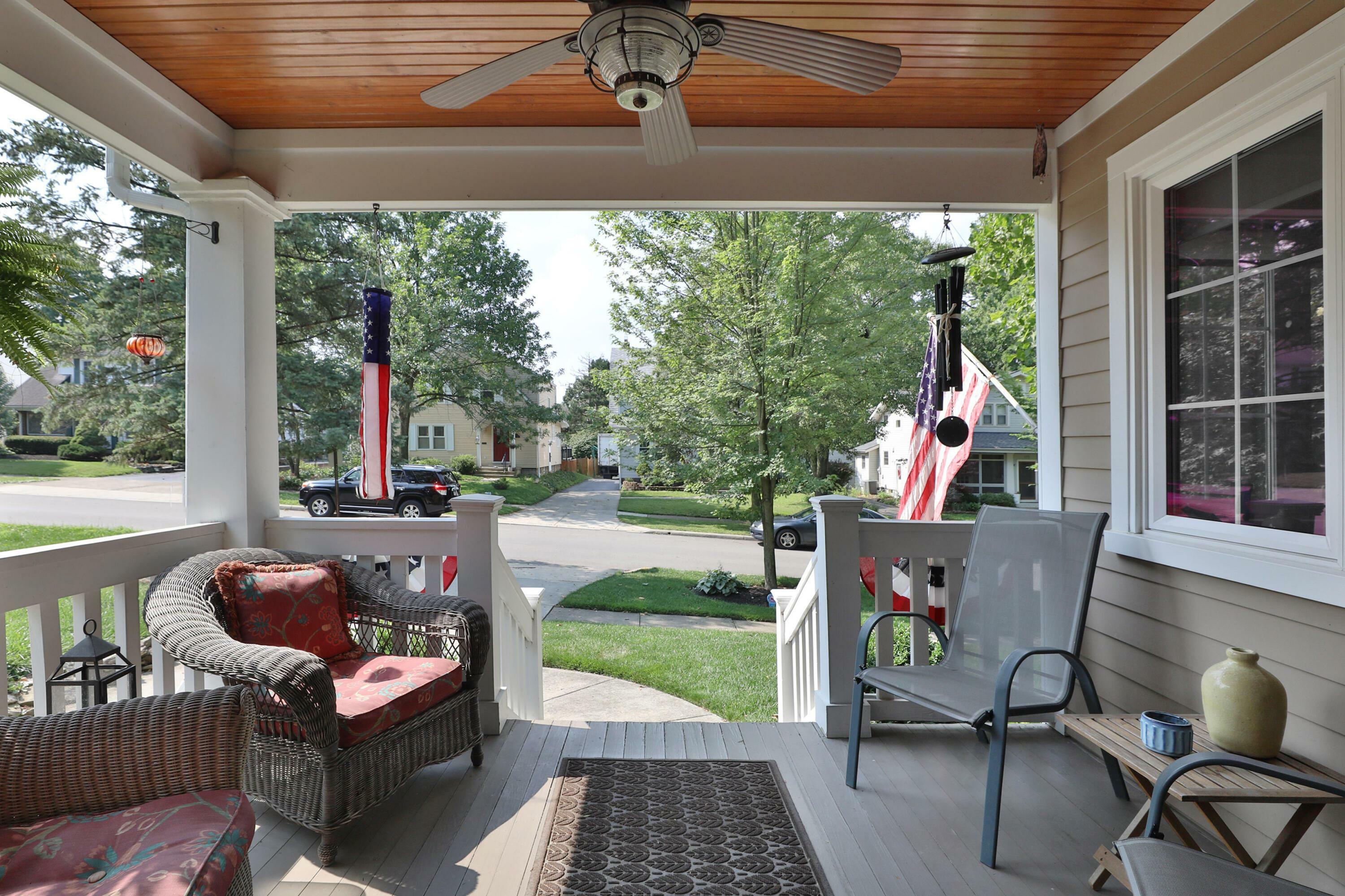 Property Photo: 184 Acton Road OH 43214